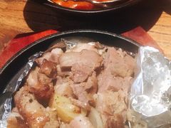 -阿里家·新疆烤肉酒場 by MIG