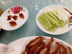 -六和聚传统烤鸭.天津菜(和平店)