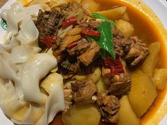 沙湾大盘鸡-塔哈尔·新疆盛宴(城西银泰店)