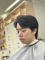 -苏豪路易士·嘉玛发廊