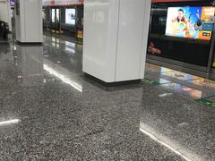 -盈丰路(地铁站)