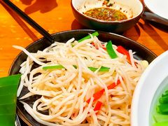 -老滇山寨•云南特色菜•地方菜•民族风情歌舞表演(金碧店)