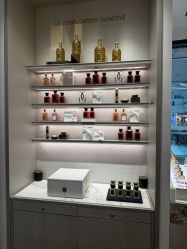 -法国娇兰精品店