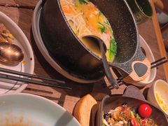 -云海肴云南菜(浦江欢乐颂店)
