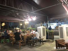 露天位-捞锅坝子老火锅(汽博中心店)