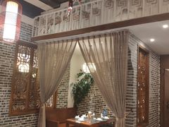 -万重锦·人文川菜馆(骡马市店)