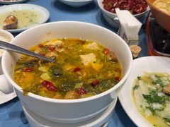 -海鸿荟·沿江菜(中山北路店)