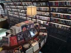 -钟书阁(珍园店)
