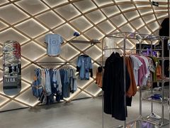 -李宁(苏州中心店)