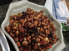 花生米脆脆香-辣盆盆麻辣小龙虾(哈尔滨总店)