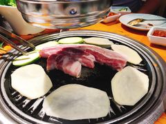 厚切五花肉-唯成•韩国炭火烤肉 유성고기