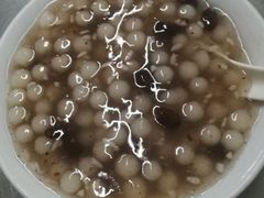 -芳婆糕团店(王府大街店)
