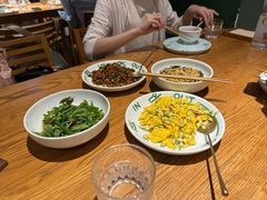 -一坐一忘云南菜(嘉里中心店)