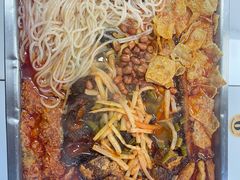 -在巷子里的烤肉店·螺蛳粉烤鱼·牛蛙(和美城店)