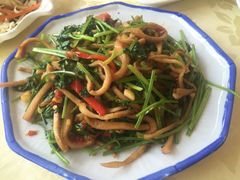 香菜炒羊肚-那达慕蒙古风味酒楼