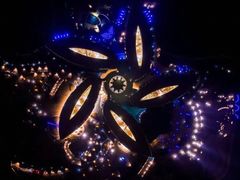 -上海滴水湖皇冠假日酒店