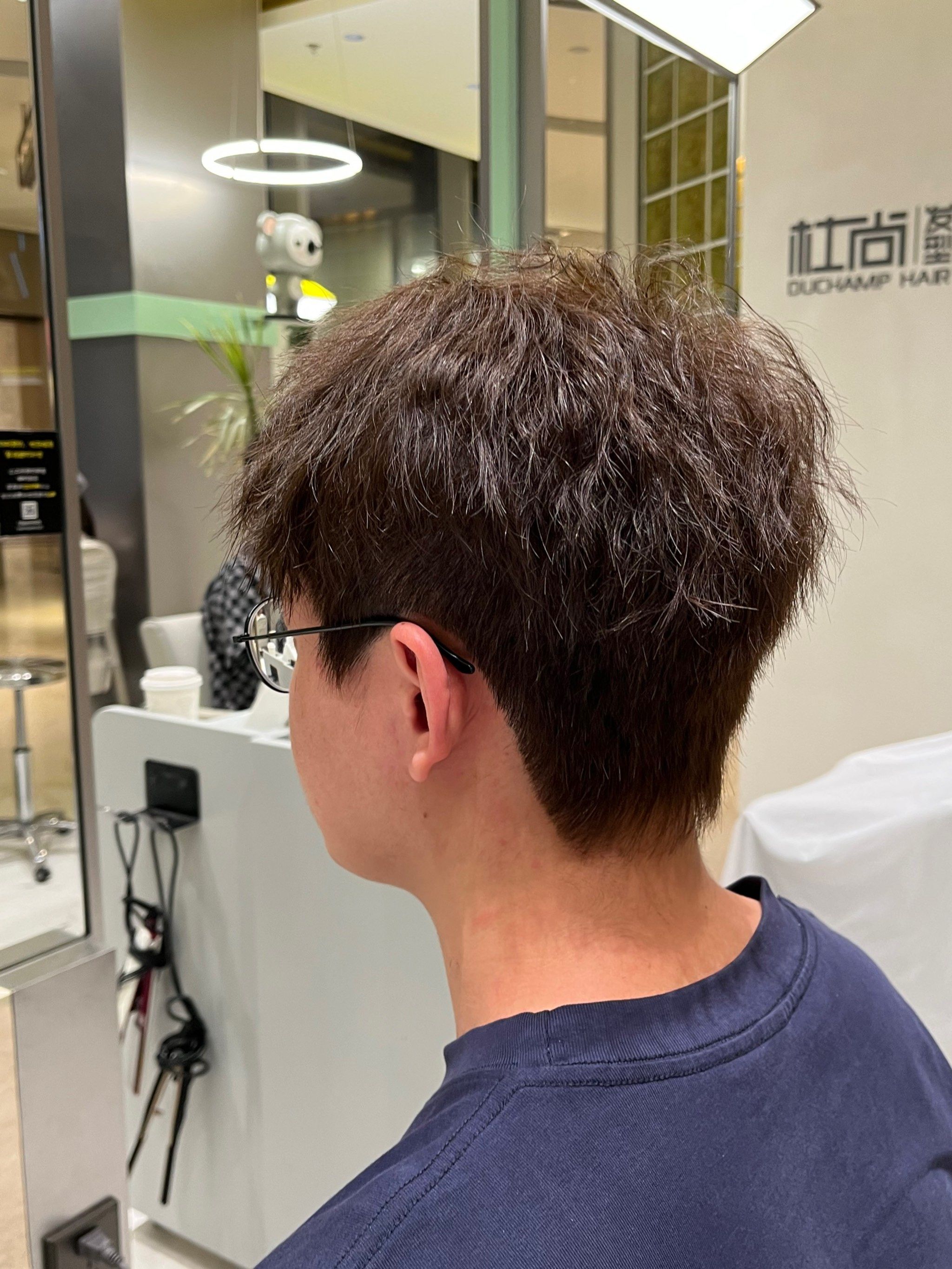 今日发型 「杜尚发型(efc欧美广场精选店)」