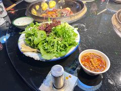 -鱼窝棚柴火铁锅炖(富山屯店)