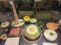 -得意咚瓜·顺德鱼生·冬瓜火锅(深圳首店)