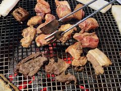 -小辣椒汤锅烧烤(温泉南街店)