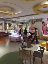 -乐多星球潮玩中心(沈阳嘉里城店)