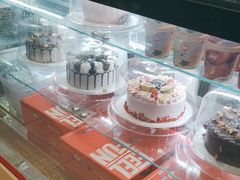 -DQ·蛋糕·冰淇淋(石家庄北国奥特莱斯店)
