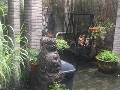 -七贤国际青年旅舍(西七路分店)