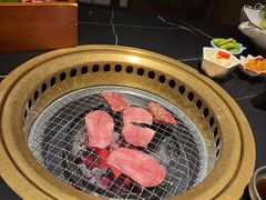 -山川小町·极番烧肉(新地假日广场店)