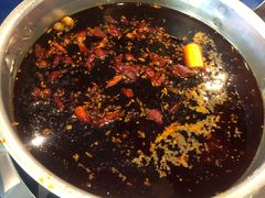 经典锅底-马路边边串串香(双井直营店)