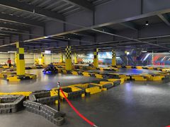 -极限PLAY运动娱乐新世界·团建派对潮玩休闲馆·室内蹦极高空游乐园