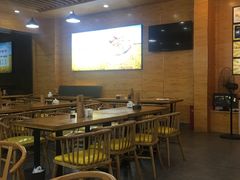 大堂-伊麦佳兰州牛肉面清真美食店