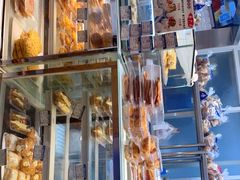 面包甜点陈列柜-白玉兰食品(甜云店)