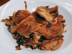 酱焖大肘子-生活本该如此北京小馆(周庄嘉园店)