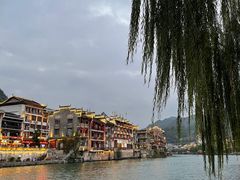 -古城苗家土菜馆(河景餐厅店)