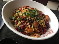 -魔锅坊麻辣香锅(章丘香港街店)