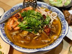 水煮三鲜-戏台船坞海鲜排档