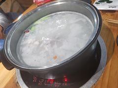 -风情丽江斑鱼火锅(孙家沟西南路80号店)