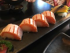 三文鱼腩刺身-爆丼日式大排档(季华园店)