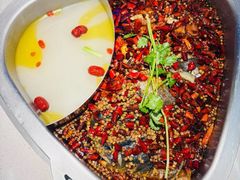 -味之绝美蛙鱼头火锅(松江万达店)