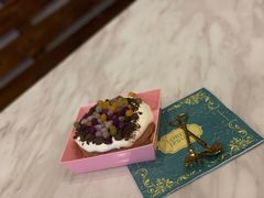 网红大白兔乳酪奶盖爆浆-李大牛和刘大力手作甜品(凯德店)