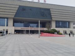 -郑州东站