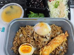 黄金松坂猪肉饭-牛邸·烧肉饭(来福士店)