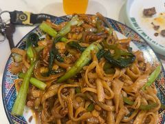 -亚伟瓦罐面美食城(淇县总店)