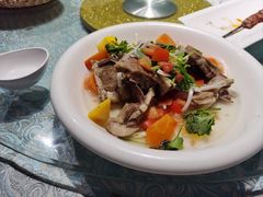 -巴扎美食·新疆菜·西域歌舞表演餐厅(新疆大厦店)