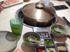 -喃喃椰·糟粕醋·椰子鸡火锅(七堡花园店)