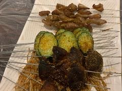 -亮亮烧烤(积玉桥总店)