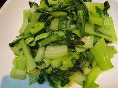 -新天明砂锅鱼头煲