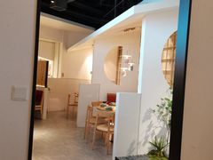 -蜜桃餐厅·伴山(绿宝广场店)