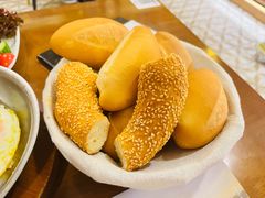 -MADO冰淇淋咖啡馆(淘金店)