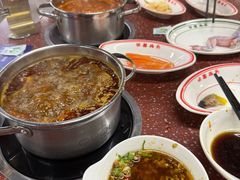 -四囍码头海鲜烧烤自助火锅(外滩南京东路悦荟广场店)